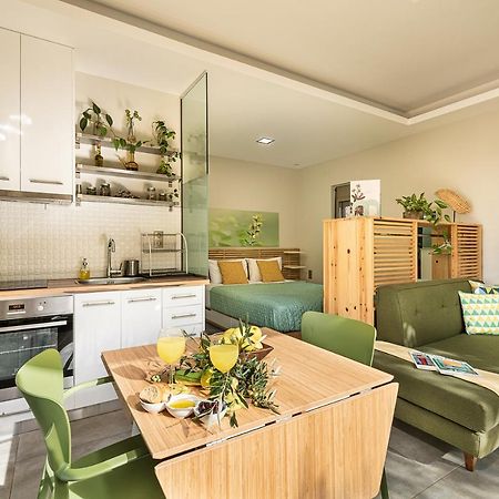 ואמוס Olive Lemon Biophilic House & Lush Forest Garden מראה חיצוני תמונה